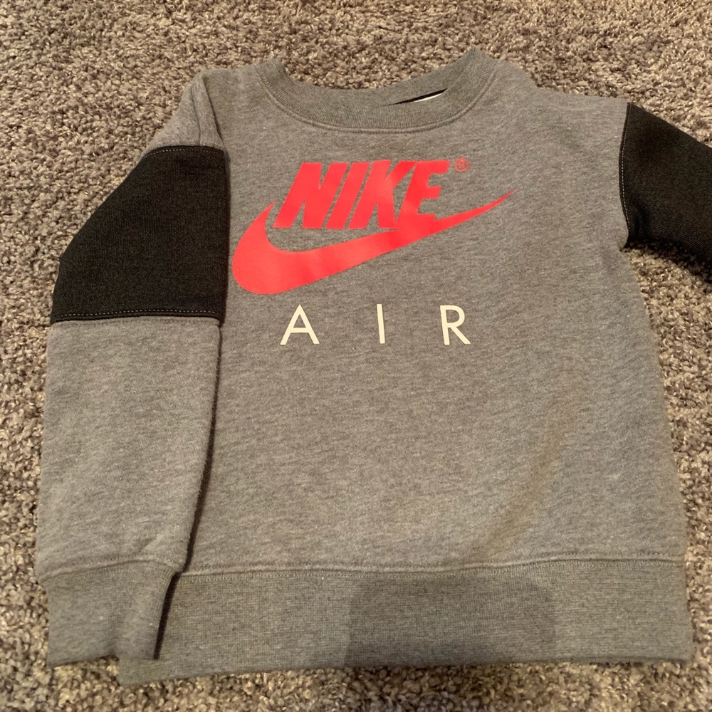Nike crew neck sweater